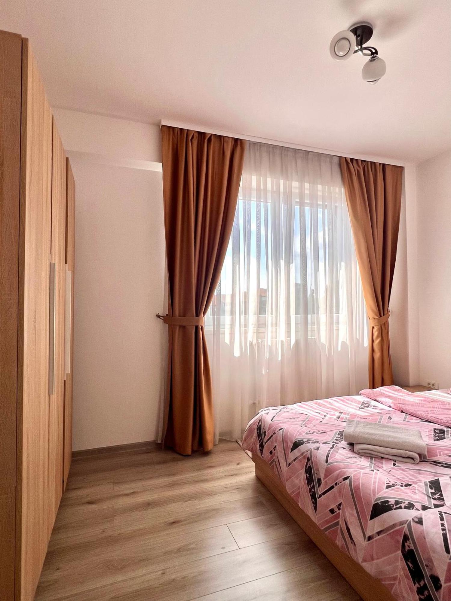 Apartmán Apartament Madeira Oradea Exteriér fotografie